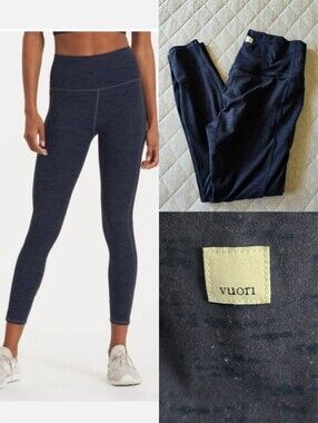 Vuori Studio Pocket Leggings Navy pattern 25" inseam Size Large